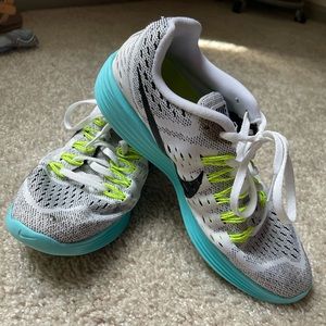 Nike Running Shoes Gently Used